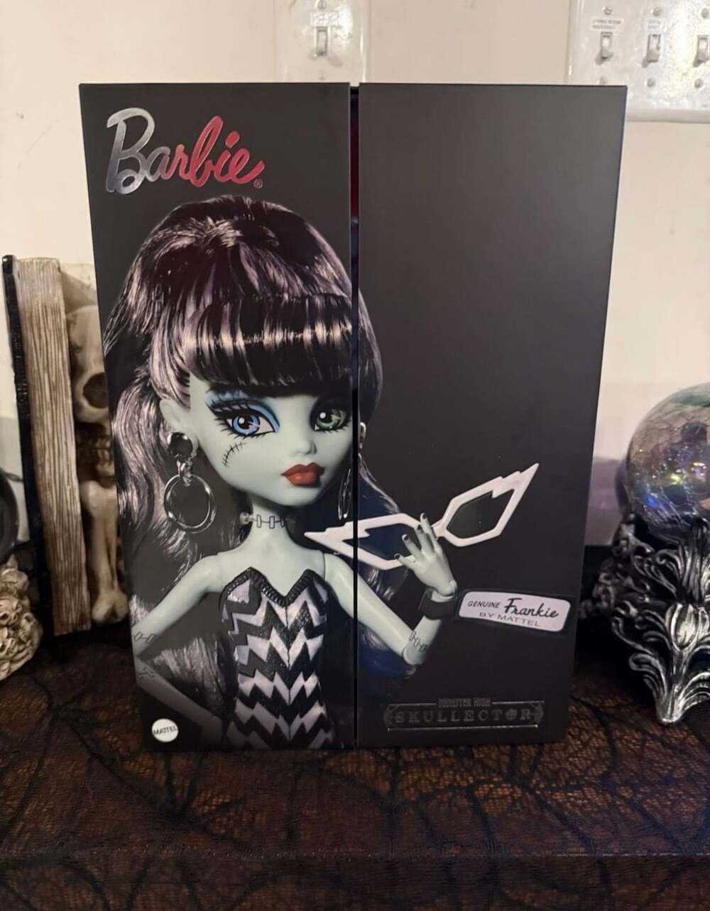 Mattel Monster High Skullector Frankie Stein x Barbie Doll JHK28